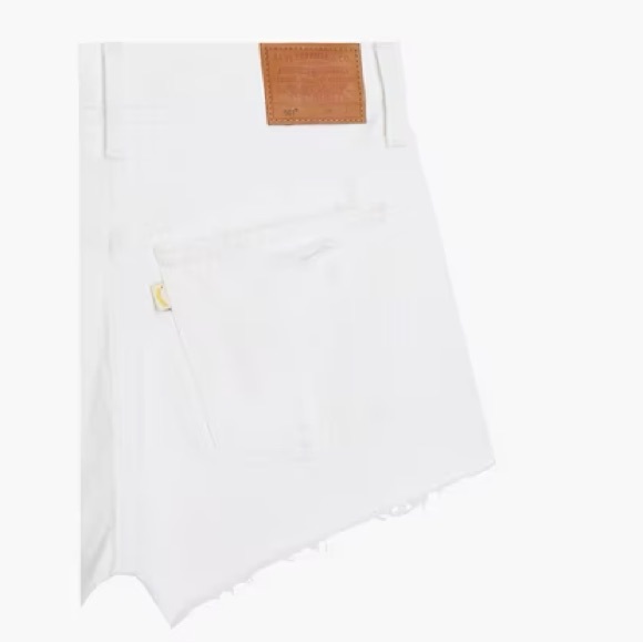 White Levi 501 shorts - Picture 6 of 6